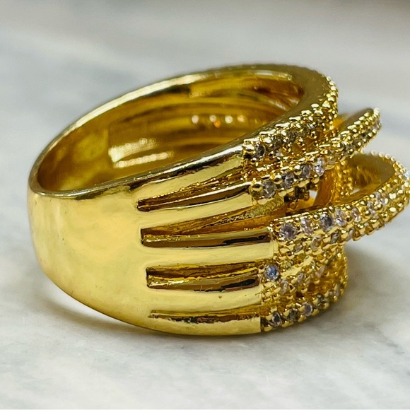 Size 7.5 Pave Crossover Highway Wide Band - Picture 7 of 11